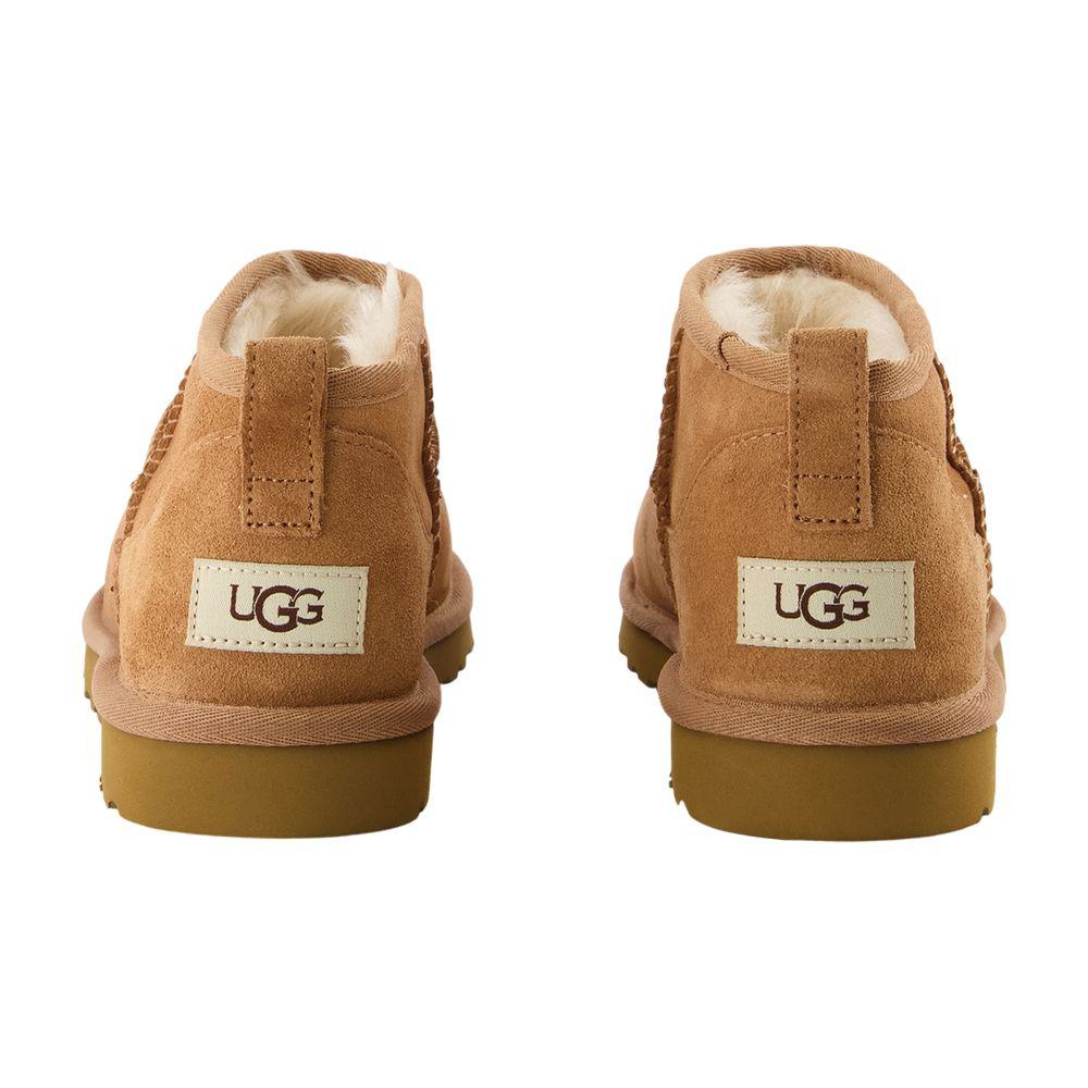 UGG Classic Ultra Mini Ankelstövlar