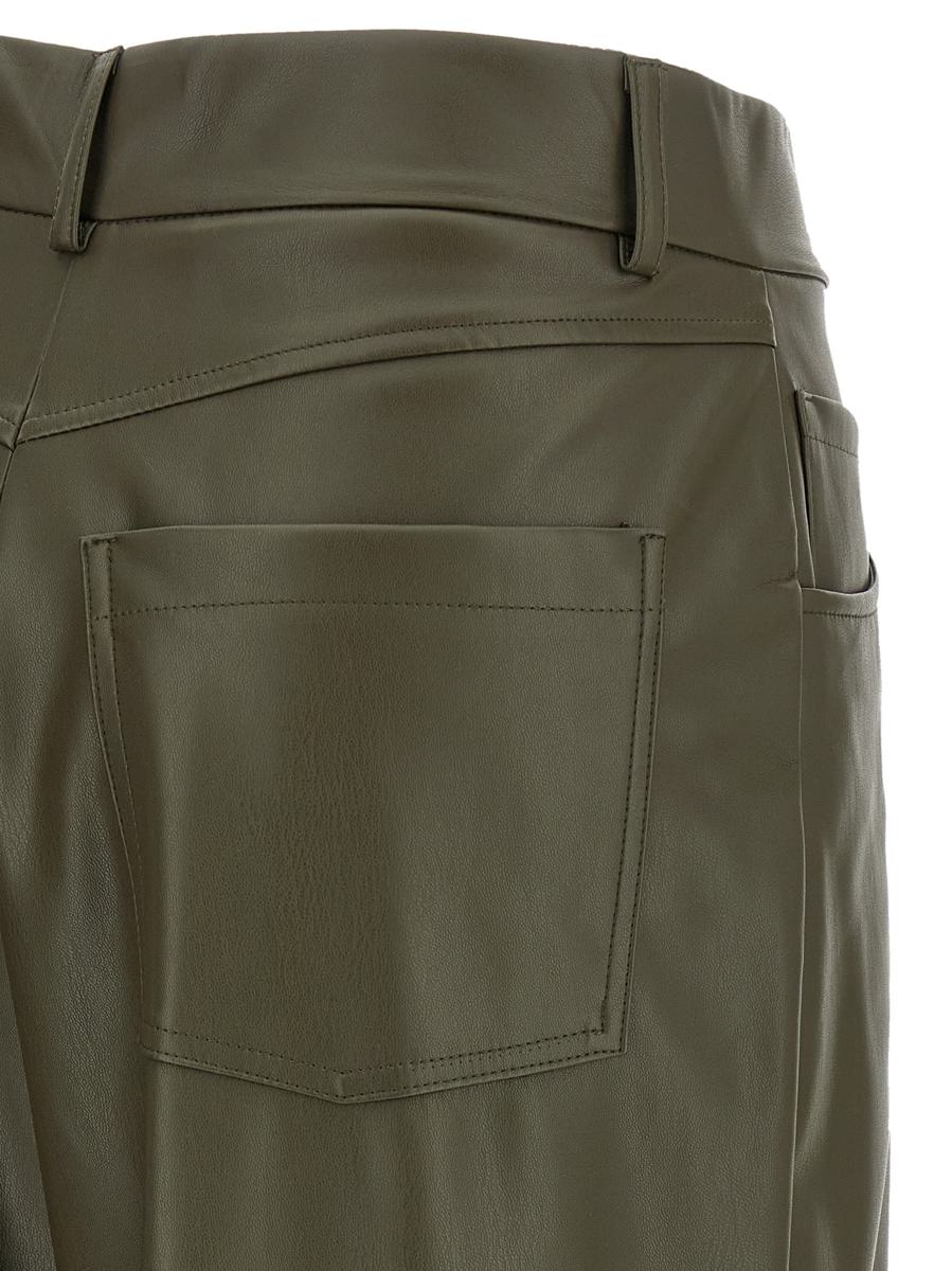 Bermudashorts i hudfärgat lädermönster