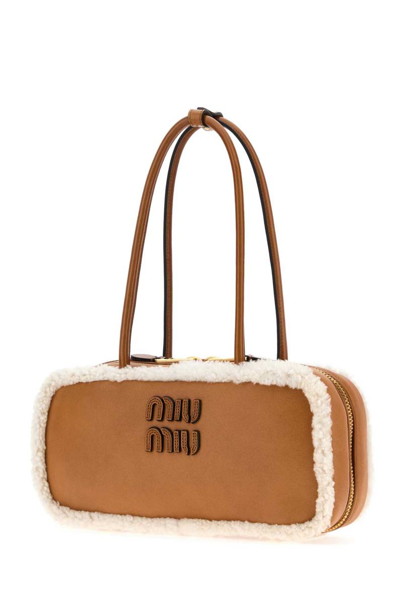 Miu Miu handväskor.
