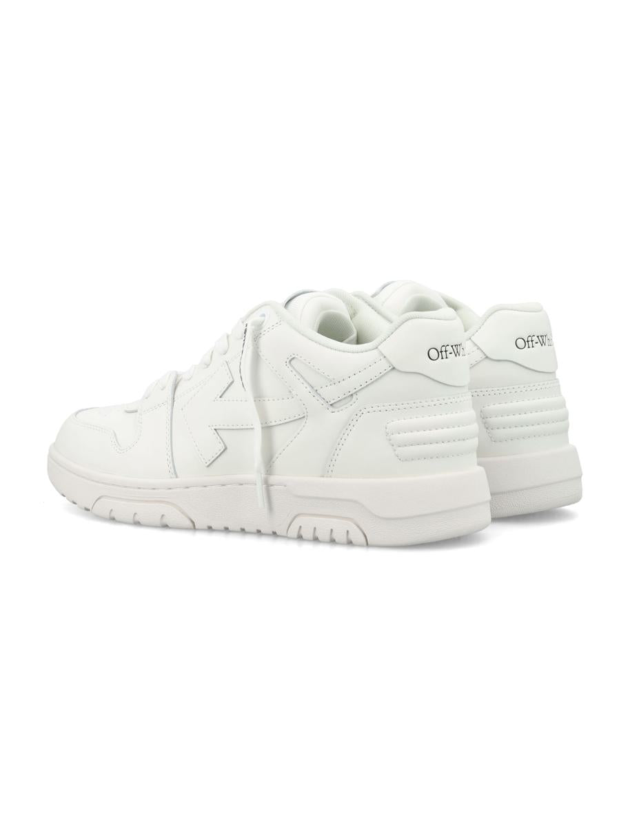 Off-white sneakers i kalvskinn