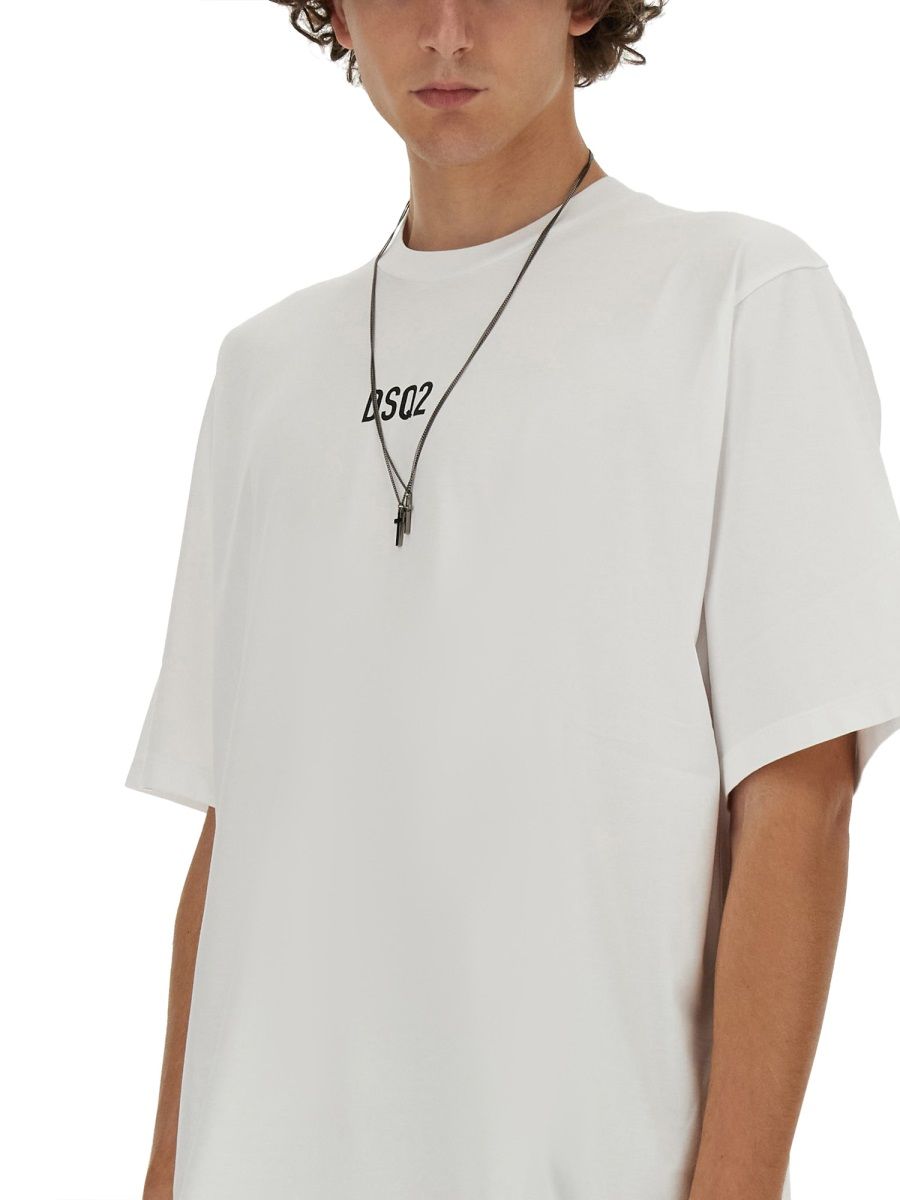 Dsquared2 "Dsq2" lös passformad t-shirt