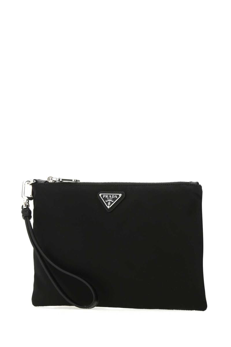 Prada skönhetsfodral.
