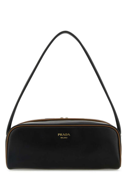 Prada handväskor.