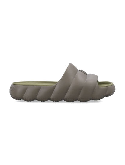 Moncler Lilo quiltade Eva-sandaler
