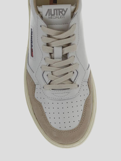 Autry "Medalist Low" Sneakers