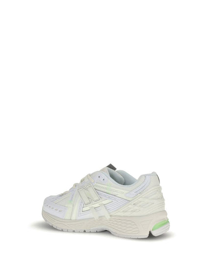 Nya balanssneakers