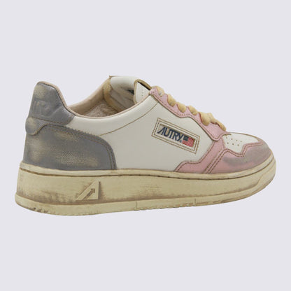 Autry Vita och Grå Sup Vint Låga Metallsneakers