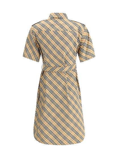 Burberry-klänningar