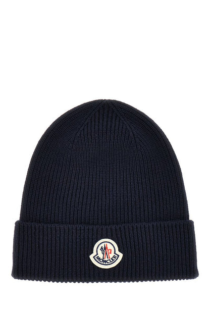 Moncler-hattar