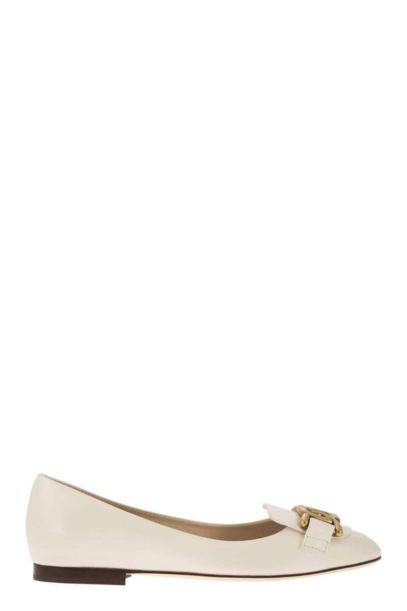 Tod's läderballerina med accessoar