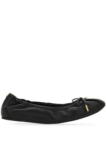 Salvatore Ferragamo platta skor