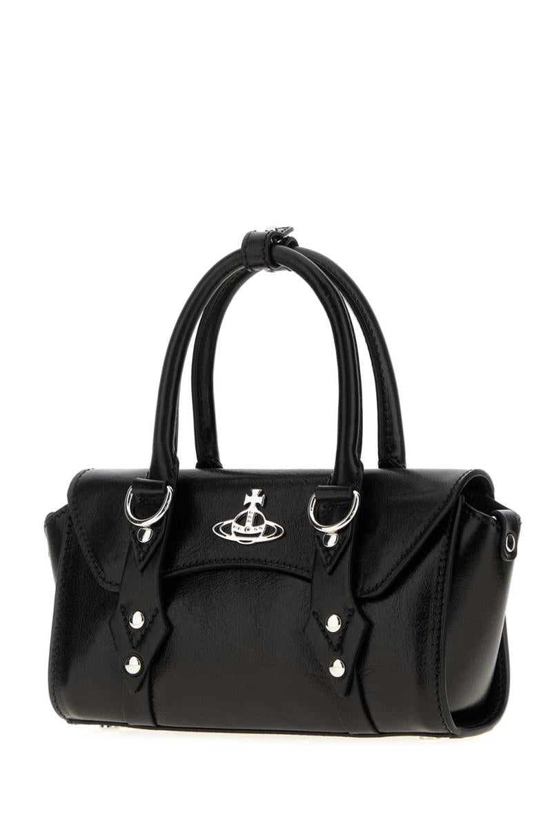 Vivienne Westwood handväskor.