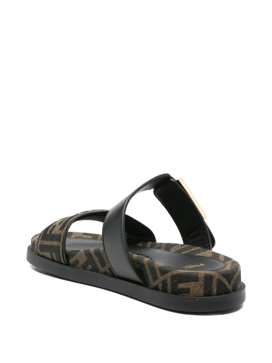 Fendi Fendi Feel Lädersandaler