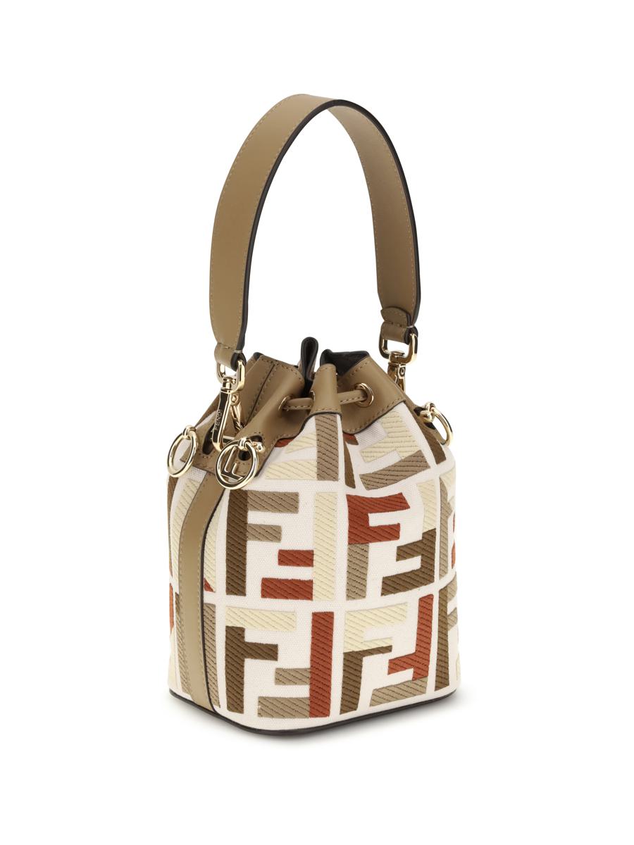 Fendi axelväskor
