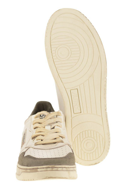 Autry Super Vintage - Lädersneakers