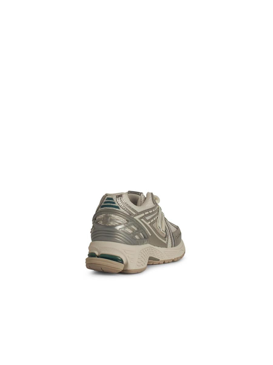 New Balance '1906R' Silverfärgade Sneakers i Läderblandning