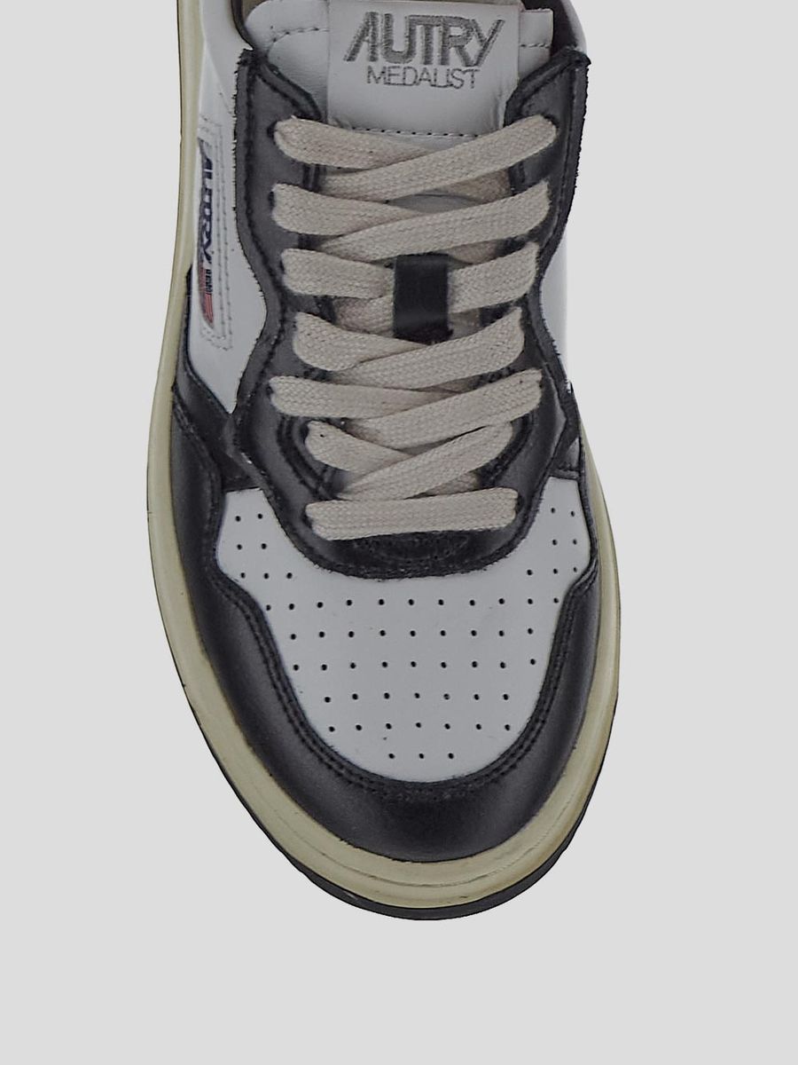Autry Sneakers