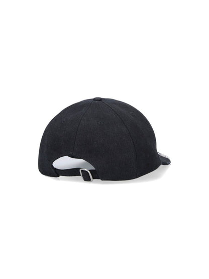 Off-white hattar