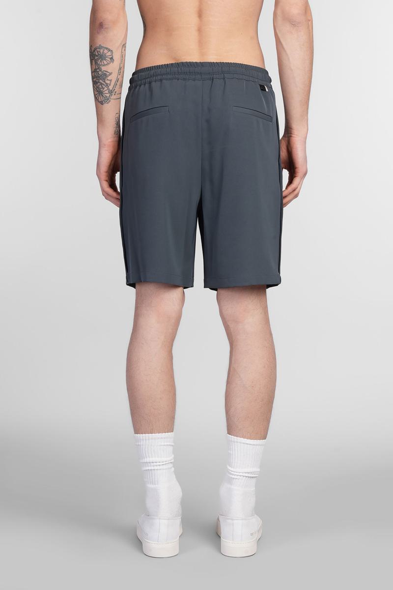 Tokyo-shorts från lågmärket