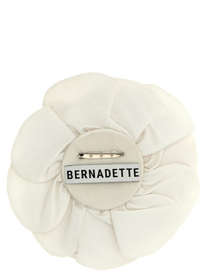 Bernadette 'Kamellia'-brosch