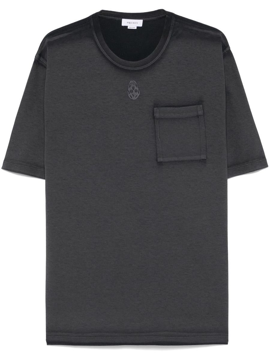 Alexander McQueen grå t-shirt med dödskalle och ficka