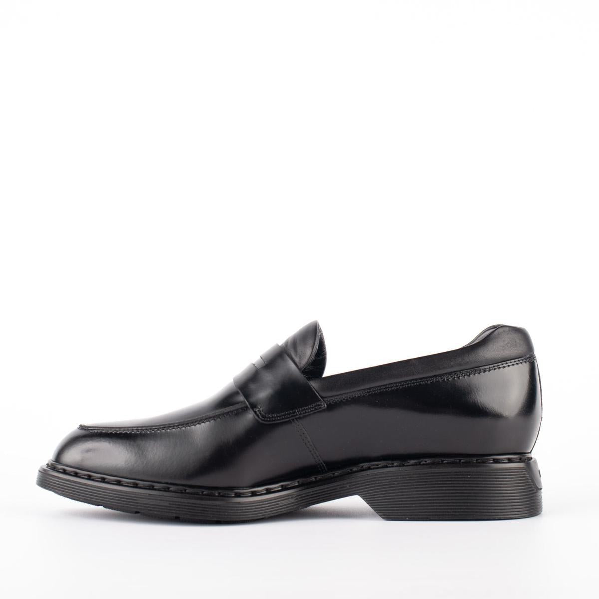 Hogan svarta läderloafers