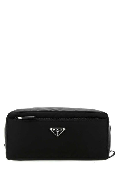 Prada skönhetsfodral.