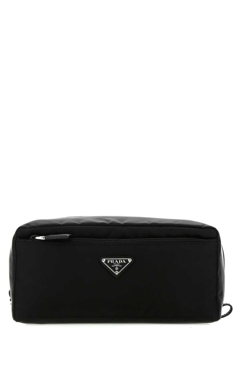 Prada skönhetsfodral.