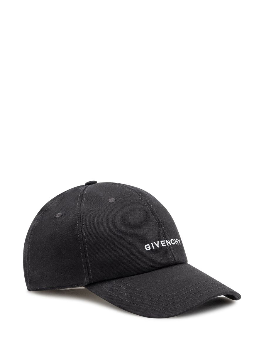 Givenchy-hattar