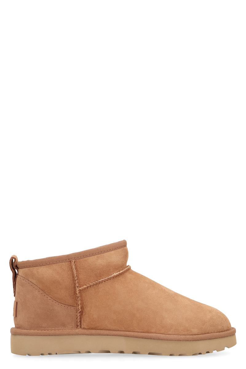 UGG Classic Ultra Mini Ankelstövlar