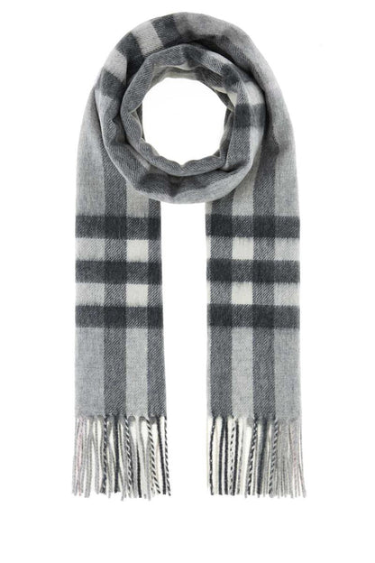Burberry Halsdukar Och Foularder