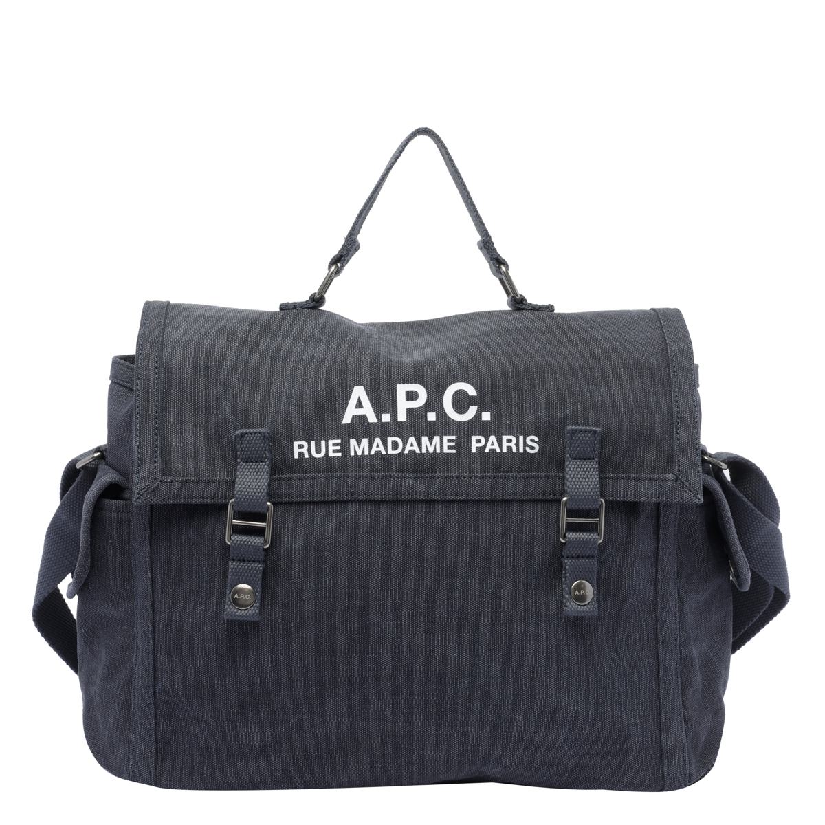 APC-väskor