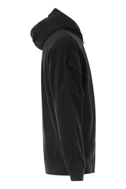 Stone Island Hoodie med dragkedja och ärmfickor