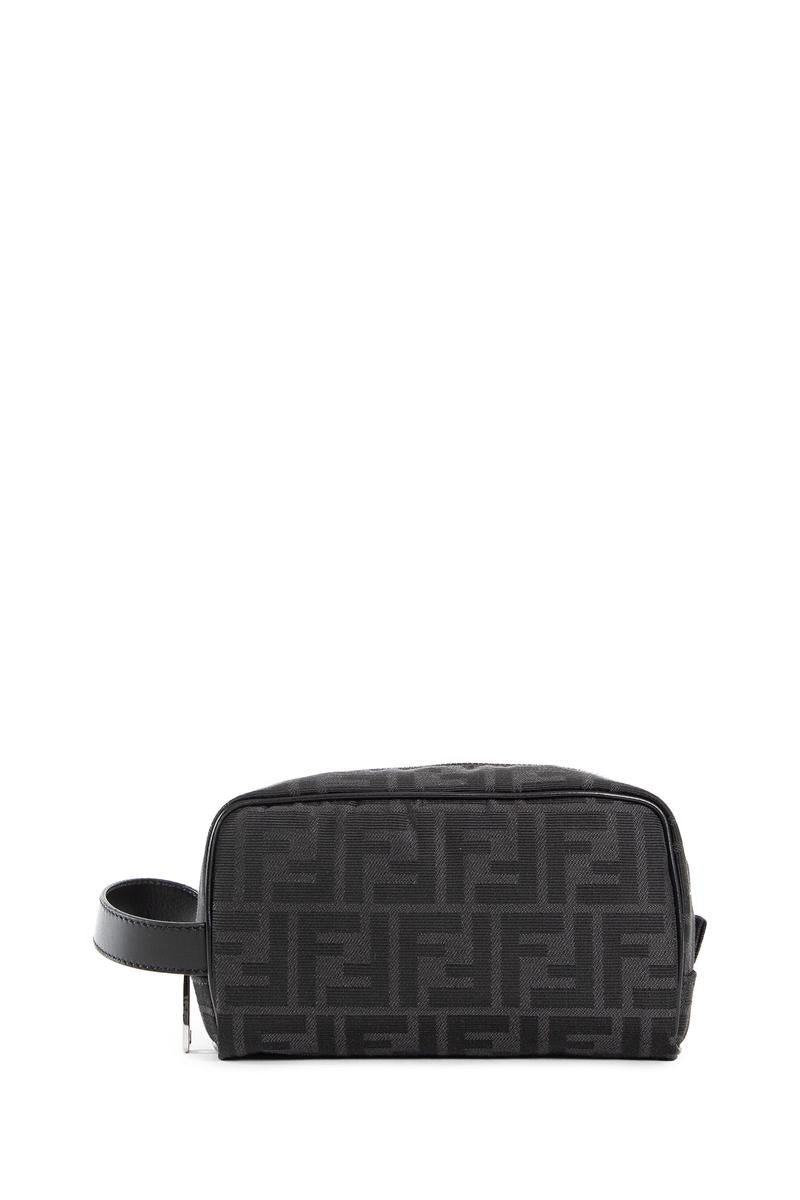Fendi kuvertväskor och -plånböcker