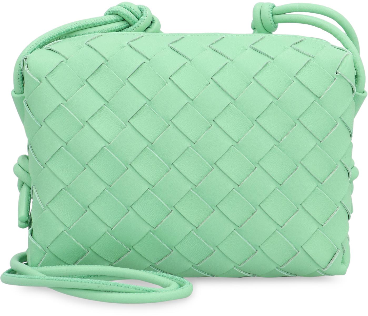 Bottega Veneta Mini Loop-kameraväska i läder