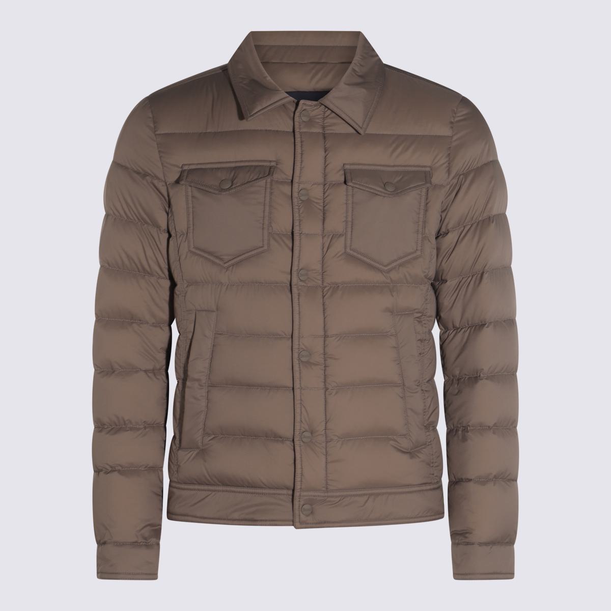 Herno ljusbeige dunjacka