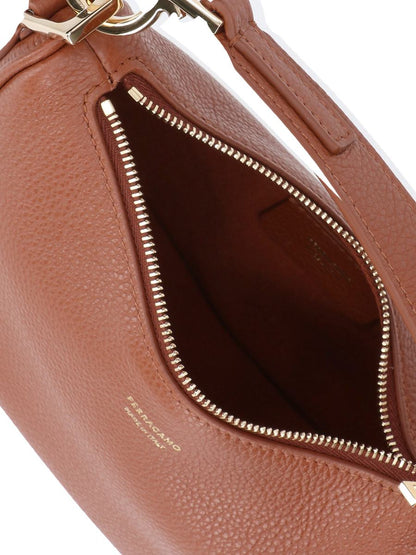Salvatore Ferragamo-väskor