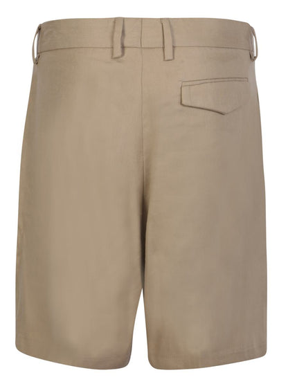 Kostym i shorts