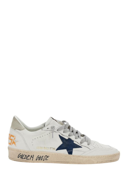 'Ballstar' Vita Låga Sneakers Med Stjärnmärke På Sidan Och Maxibokstäver Baktill I Läder Herr