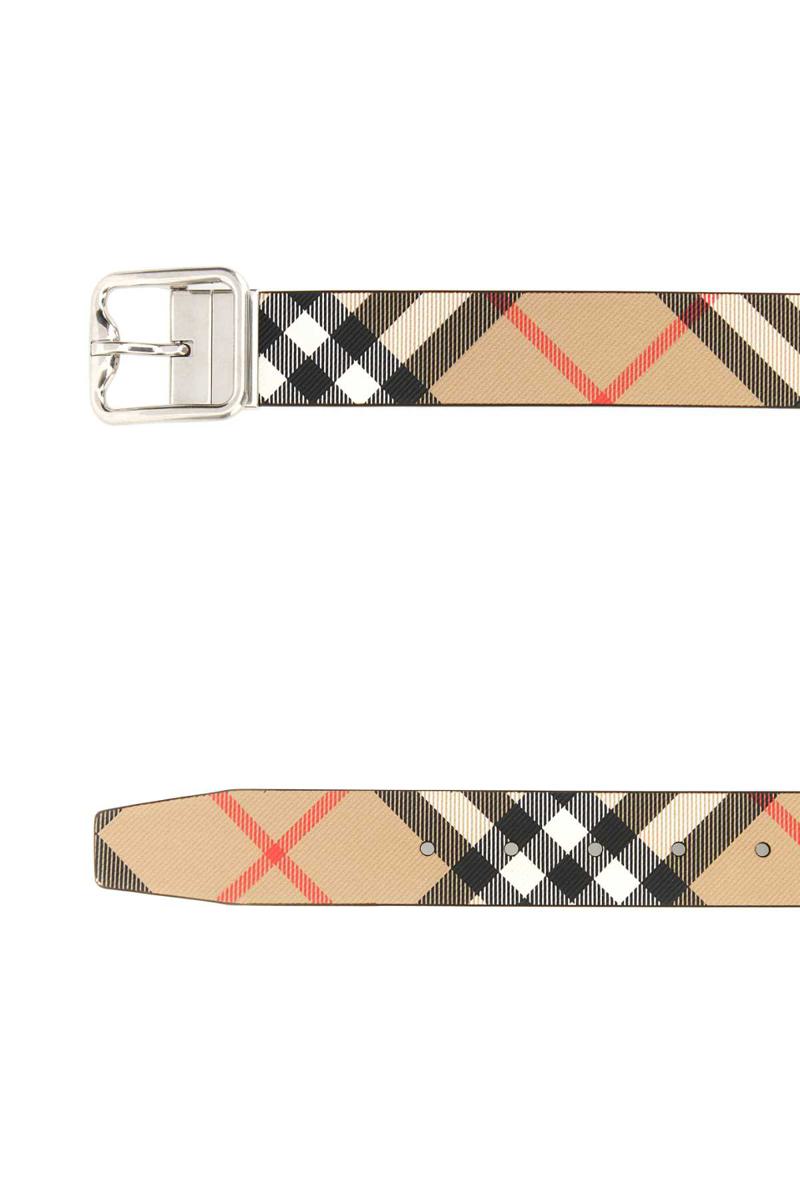 Burberry-bälte