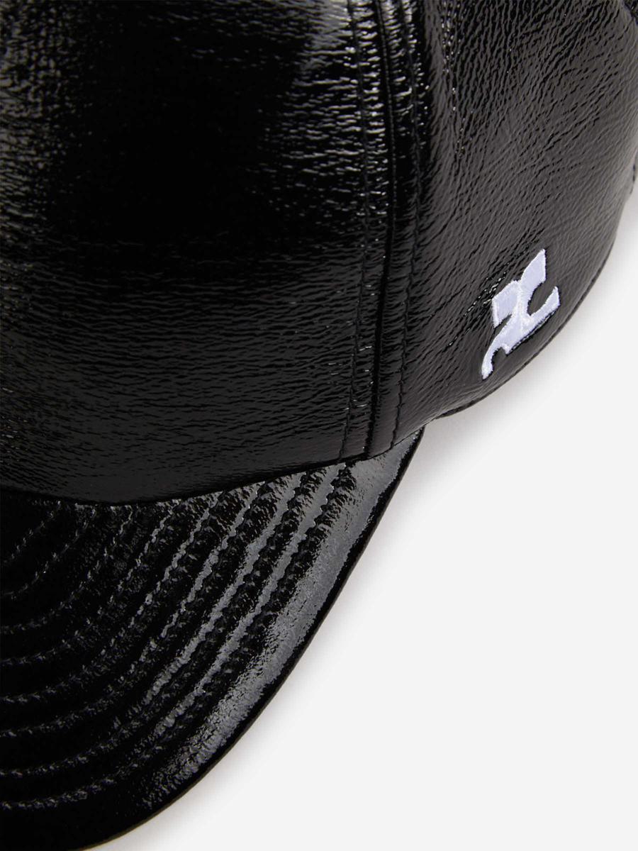 Courrèges Patent Logo Keps