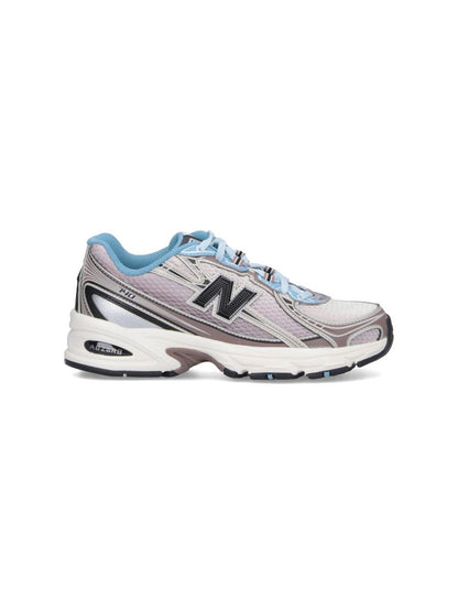 Nya balanssneakers