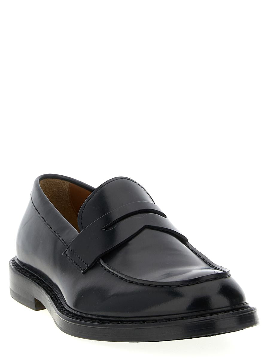 Doucals läderloafers