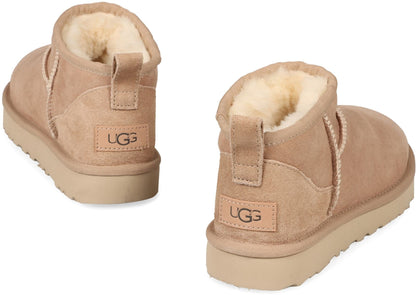 UGG Classic Ultra Mini Ankelstövlar