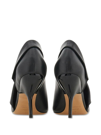 Salvatore Ferragamo med klack
