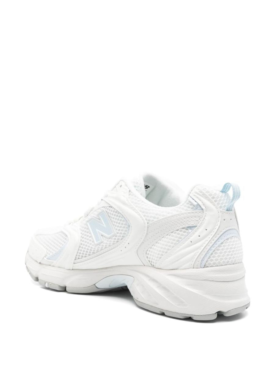 Nya balanssneakers