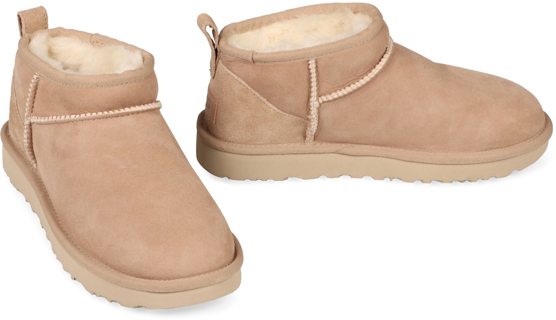 UGG Classic Ultra Mini Ankelstövlar