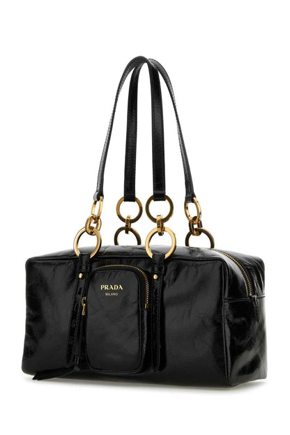 Prada handväskor.