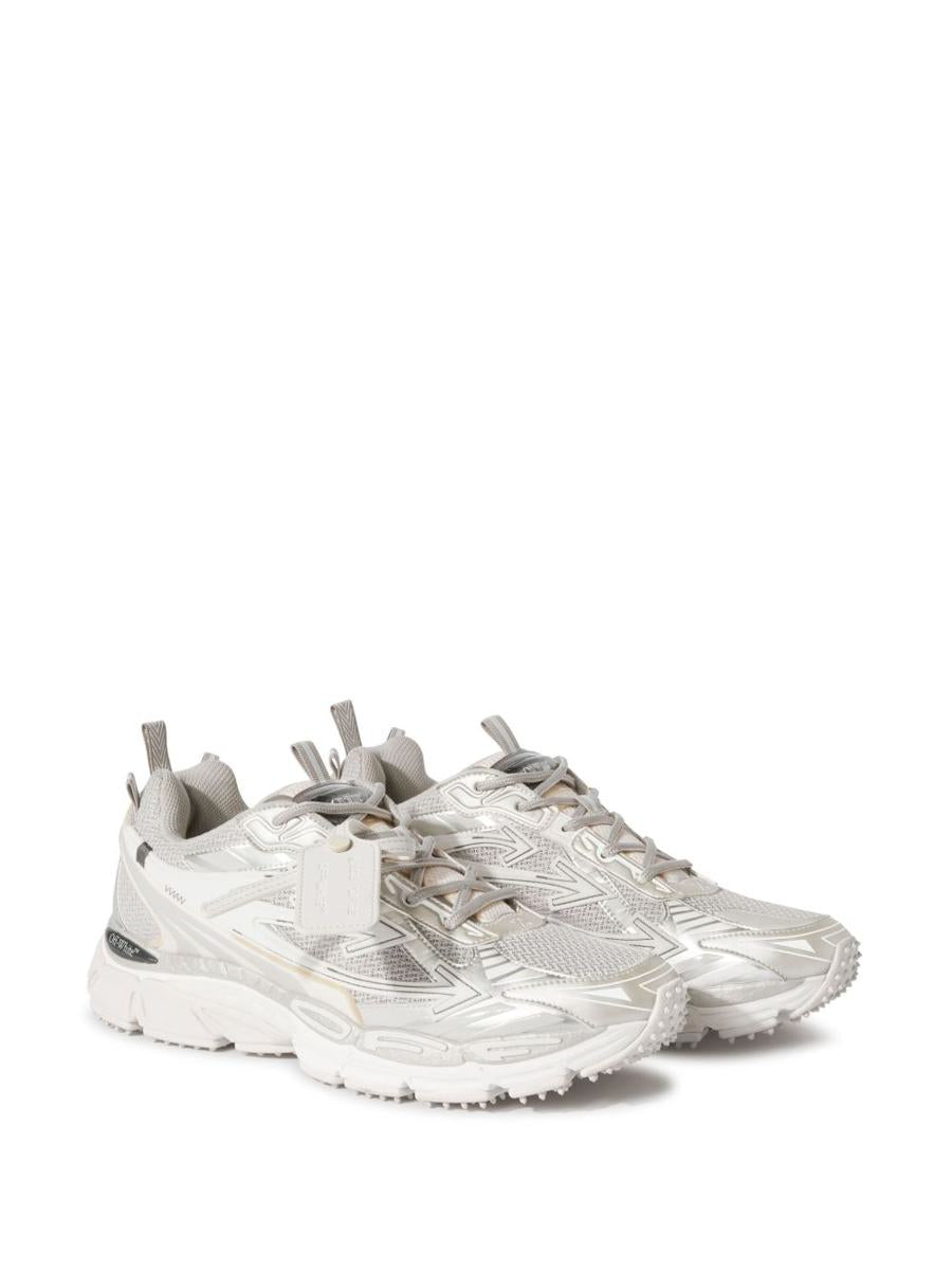 Off-white platta skor