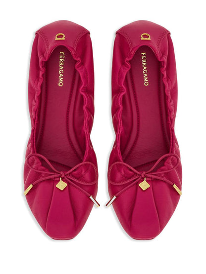 Salvatore Ferragamo platta skor